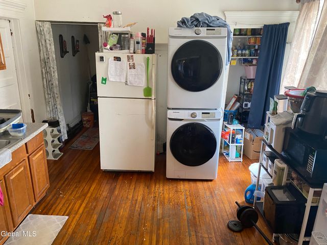 17 Harrison Avenue, Rensselaer, NY 12144