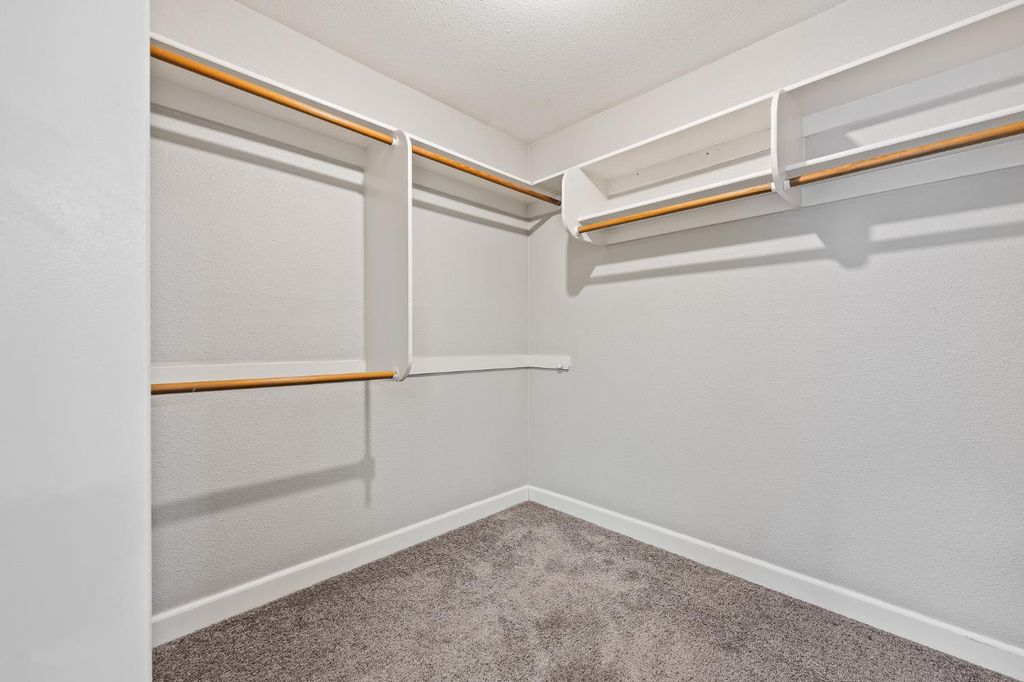 Image 21 of property listing at 8425 N 8th Street, Fresno, CA 93720
