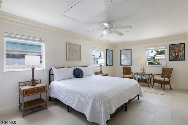 3728 Emerald AVE, St James City, FL 33956