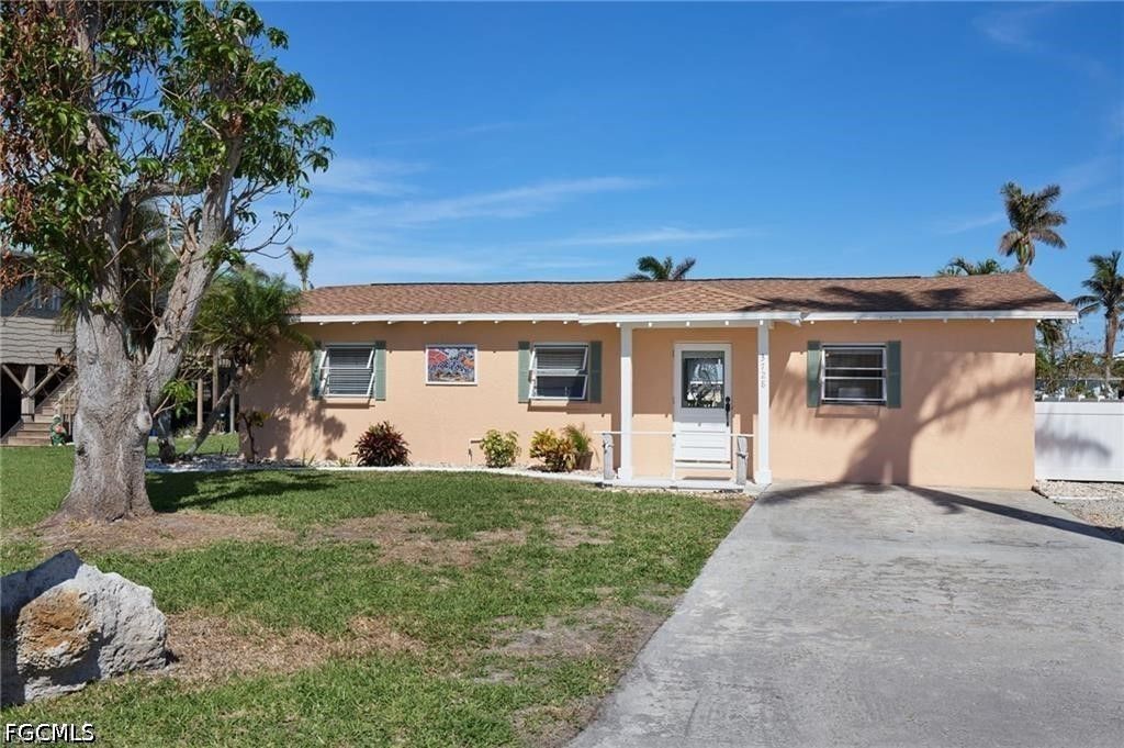 3728 Emerald AVE, St James City, FL 33956