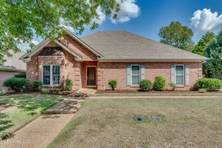 539 Spring Lake Drive, Pearl, MS 39208