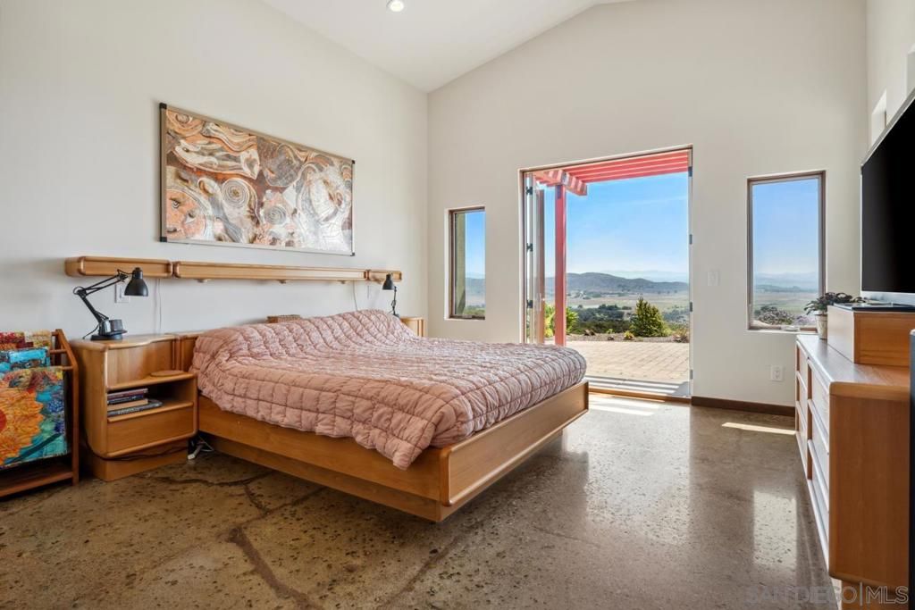 Image 23 of property listing at 16996 Sky Valley Drive, Ramona, CA 92065