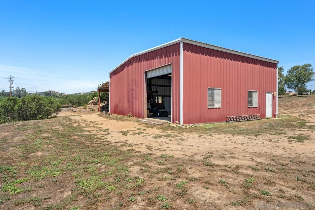 Image 60 of property listing at 16996 Sky Valley Drive, Ramona, CA 92065