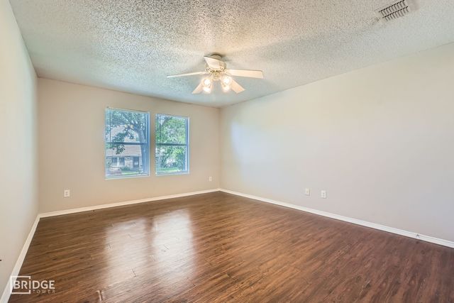 1395 Stewart Drive, Rockwall, TX 75032