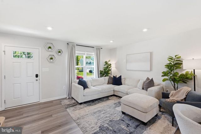 1704 NEBULA LN, Stafford, VA 22554