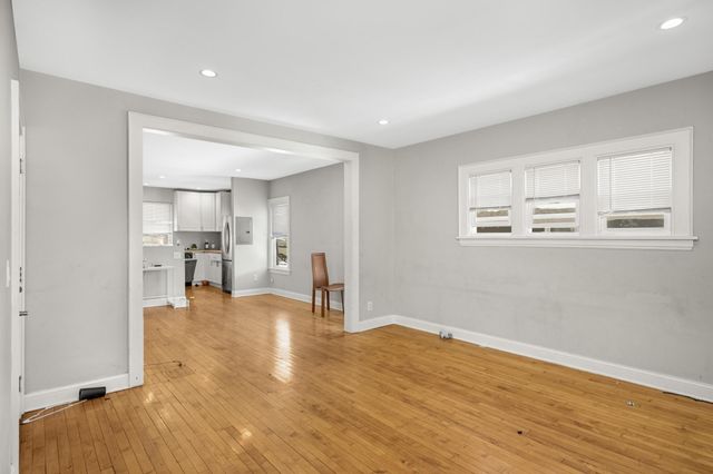 16 W 33rd Street, Minneapolis, MN 55408