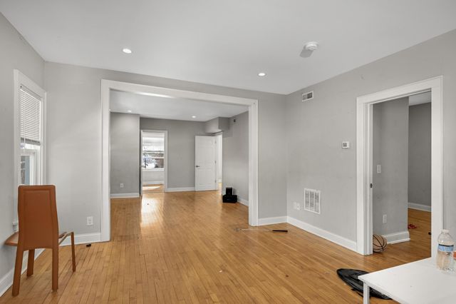 16 W 33rd Street, Minneapolis, MN 55408