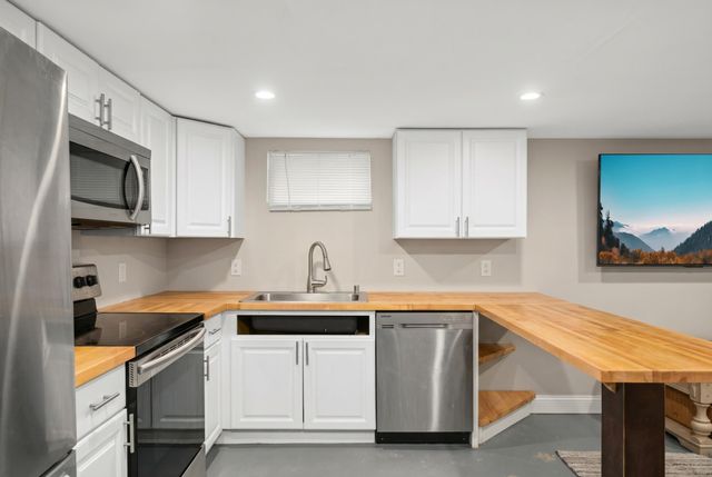 16 W 33rd Street, Minneapolis, MN 55408