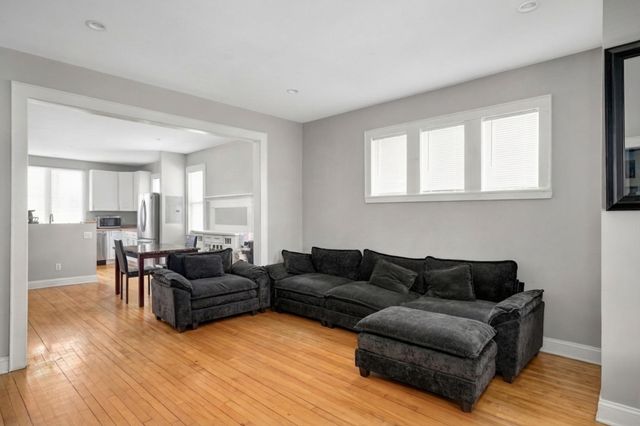 16 W 33rd Street, Minneapolis, MN 55408