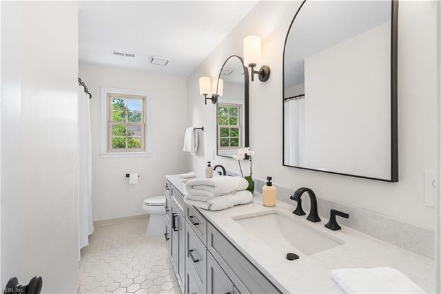 913 Sonora CT, Virginia Beach, VA 23456