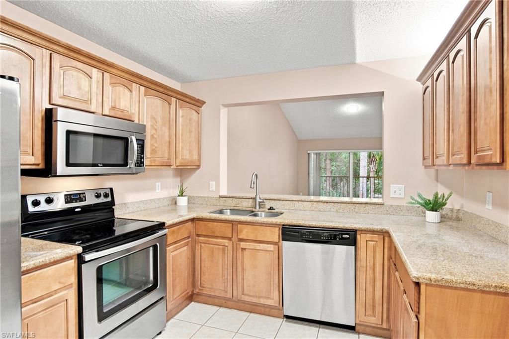 749 Landover CIR 203, NAPLES, FL 34104 — photo 5