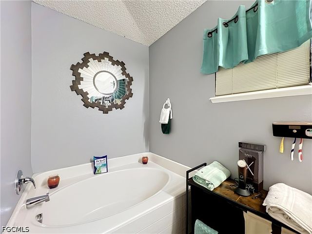 2131 Corner School DR, Orlando, FL 32820