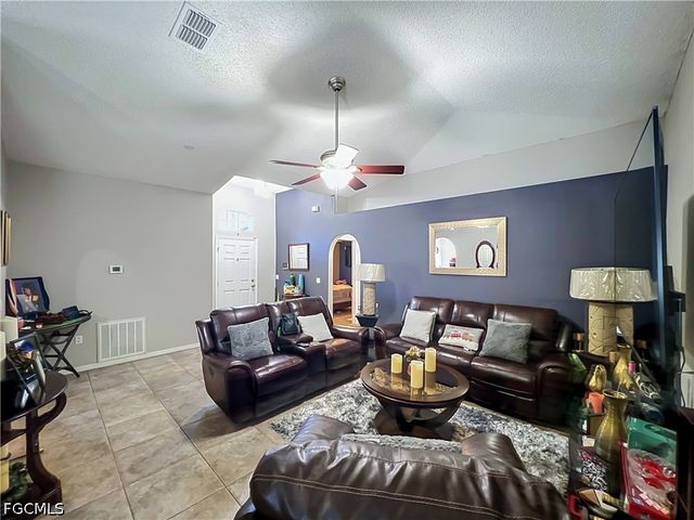 2131 Corner School DR, Orlando, FL 32820