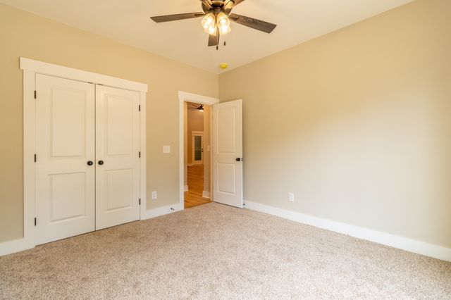 1191 Hangar Rd, Springfield, TN 37172