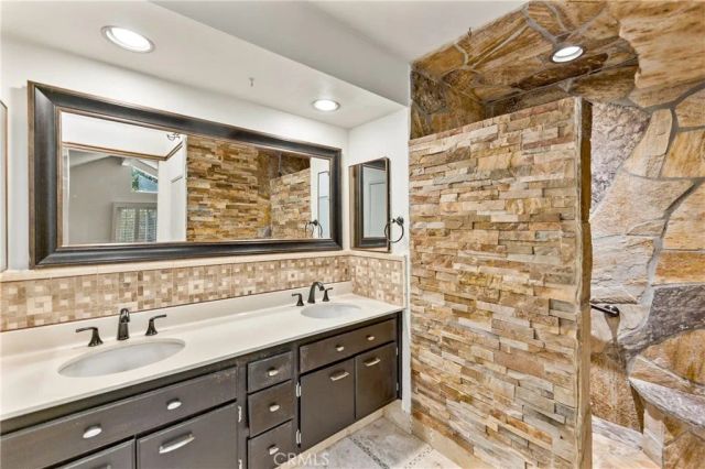 784 Canyon Wash, Pasadena, CA 91107