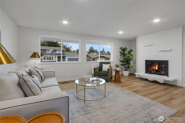 8407 S 16th Street, Tacoma, WA 98465