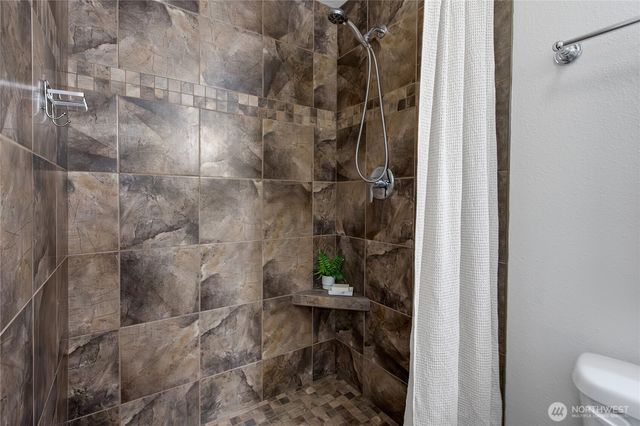 8407 S 16th Street, Tacoma, WA 98465