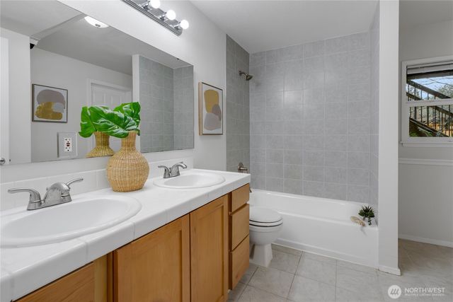 8407 S 16th Street, Tacoma, WA 98465