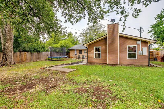 136 NW Suzanne Terrace, Burleson, TX 76028