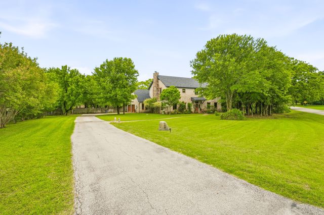109 Mariah Drive, Weatherford, TX 76087