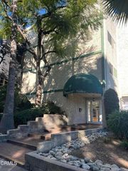 277 Pleasant St Street 201, Pasadena, CA 91101