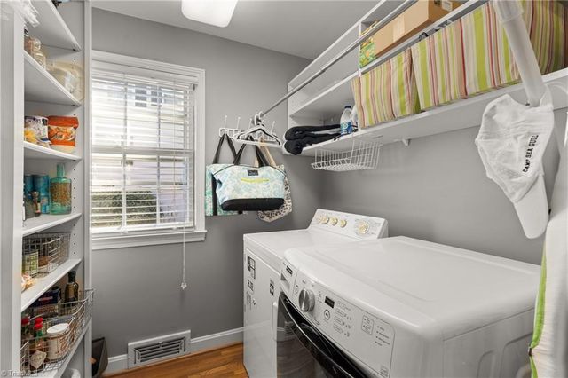 650 Nokomis Court, Winston-salem, NC 27106