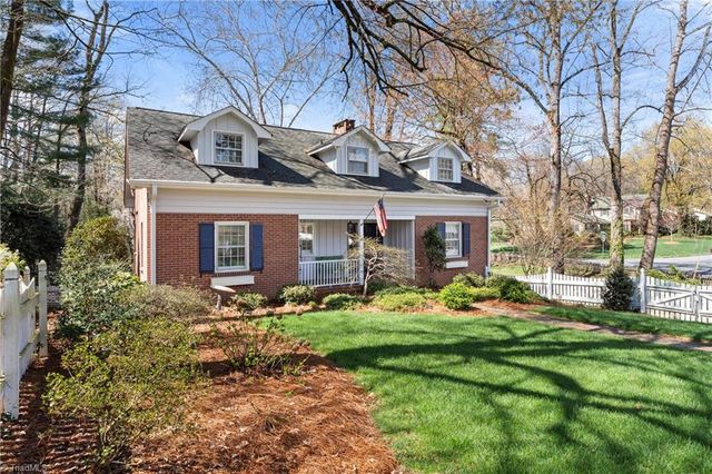 650 Nokomis Court, Winston-salem, NC 27106