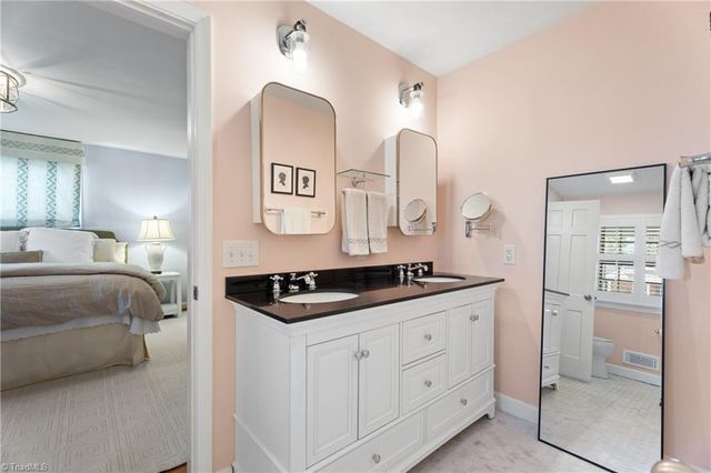 650 Nokomis Court, Winston-salem, NC 27106