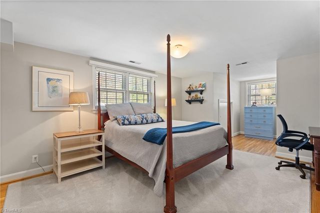 650 Nokomis Court, Winston-salem, NC 27106