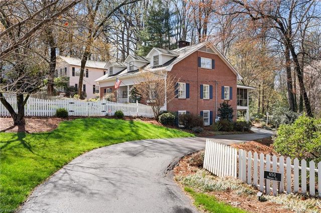 650 Nokomis Court, Winston-salem, NC 27106