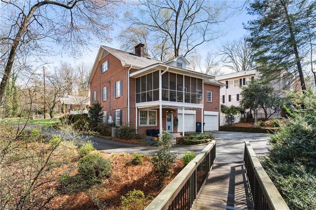 650 Nokomis Court, Winston-salem, NC 27106