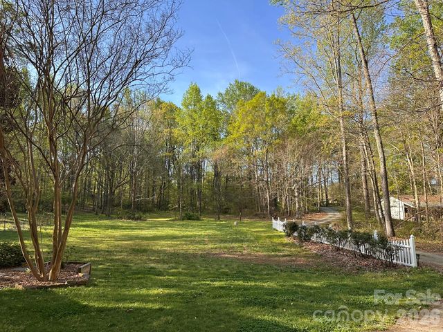 3506 Hayden Drive, Charlotte, NC 28269