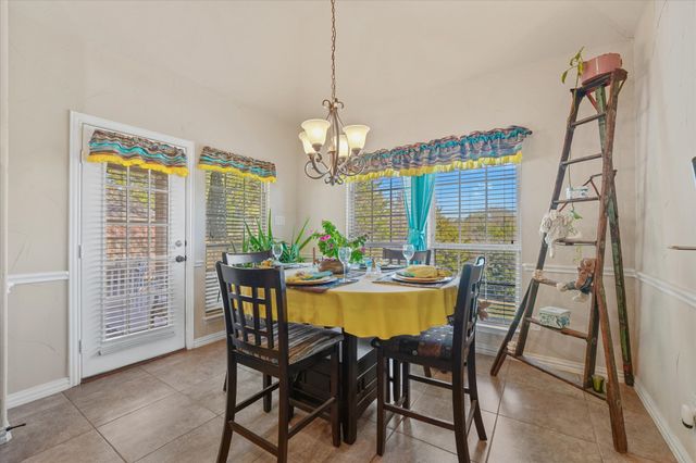 305 Fountain Creek Court, Ovilla, TX 75154