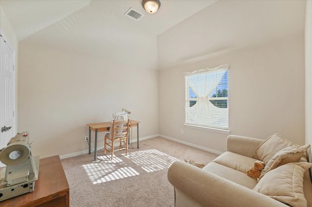 305 Fountain Creek Court, Ovilla, TX 75154