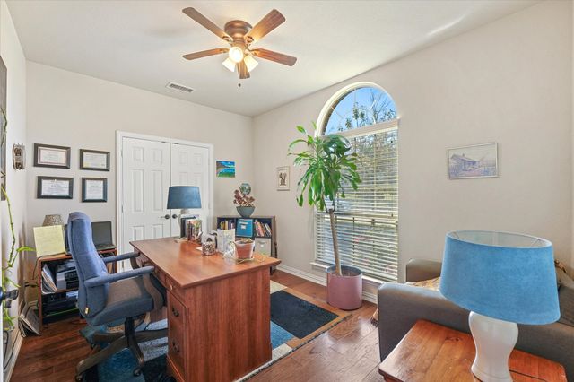 305 Fountain Creek Court, Ovilla, TX 75154