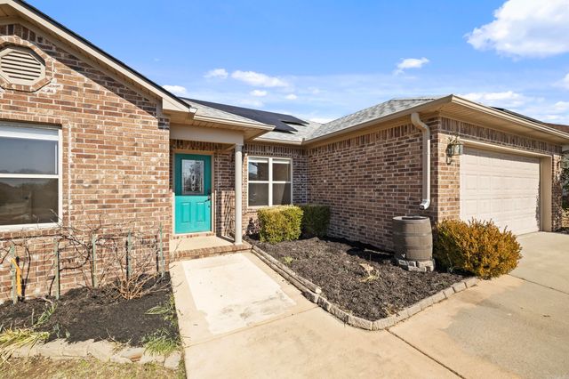 24 Magnolia Drive, Ward, AR 72176