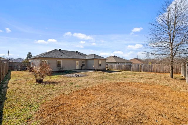 24 Magnolia Drive, Ward, AR 72176
