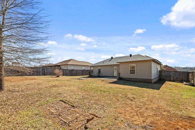 24 Magnolia Drive, Ward, AR 72176