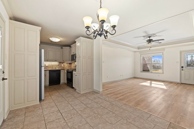 24 Magnolia Drive, Ward, AR 72176