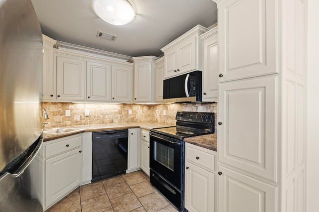 24 Magnolia Drive, Ward, AR 72176