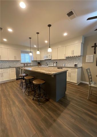 201 Riverfront Drive 18, Bullhead City, AZ 86442