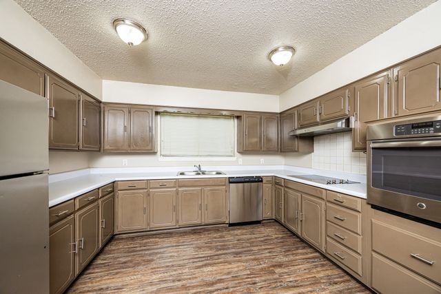 2912 Yorktown Road, Mesquite, TX 75149