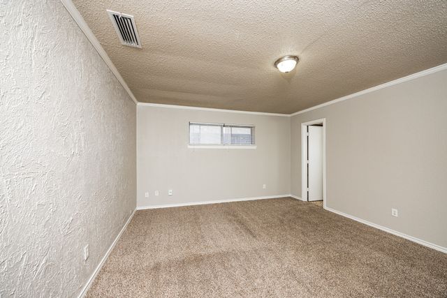 2912 Yorktown Road, Mesquite, TX 75149