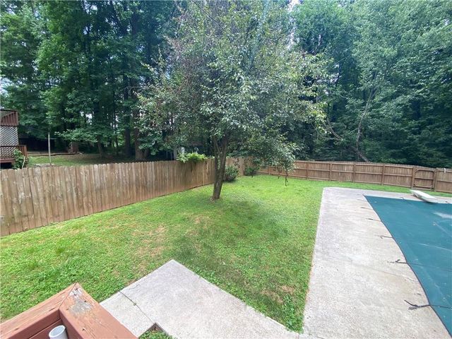 207 Hood Road NW, Lilburn, GA 30047