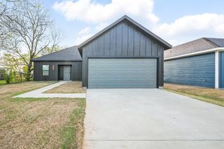 504 Broadway, Whitesboro, TX 76273