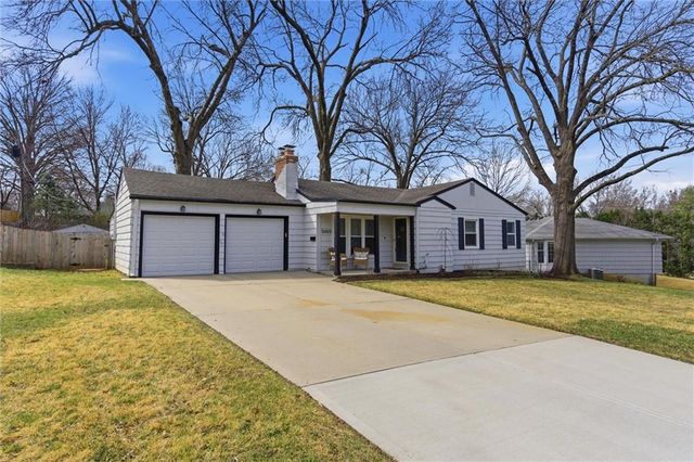 5409 W 65th Terrace, Prairie Village, KS 66202