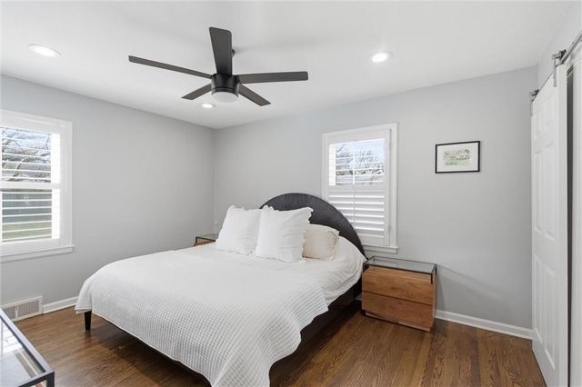 5409 W 65th Terrace, Prairie Village, KS 66202