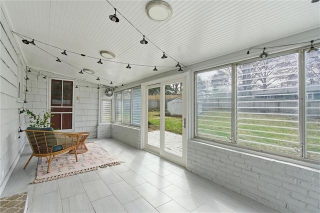 5409 W 65th Terrace, Prairie Village, KS 66202