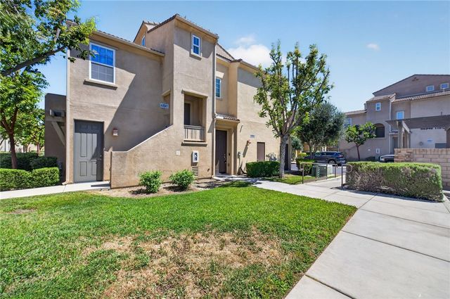 44943 Bellflower Lane 120, Temecula, CA 92592