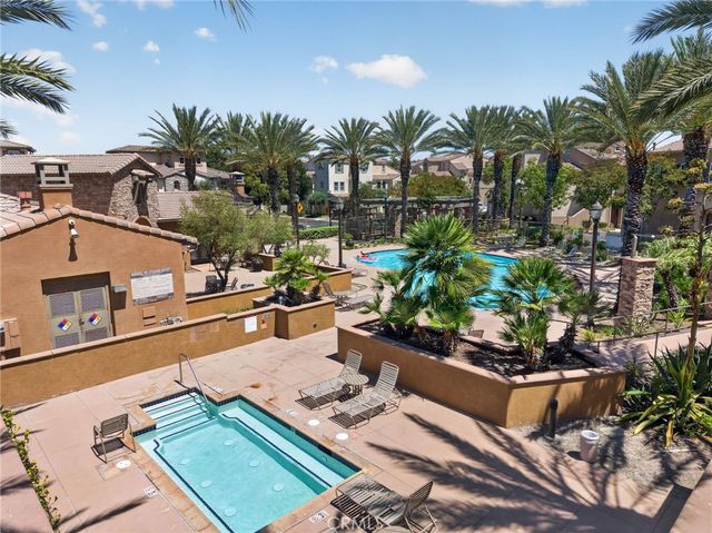 44943 Bellflower Lane 120, Temecula, CA 92592